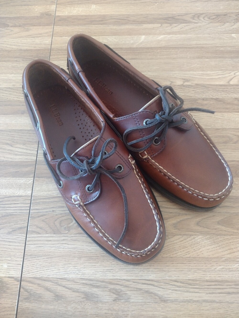 Men's Size 9.5 L. L. Bean Casco Brown Leather Boat Shoes